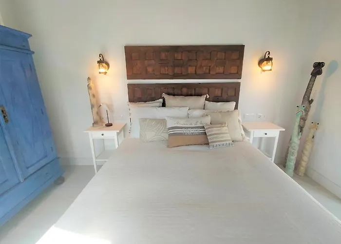 Villa Aura