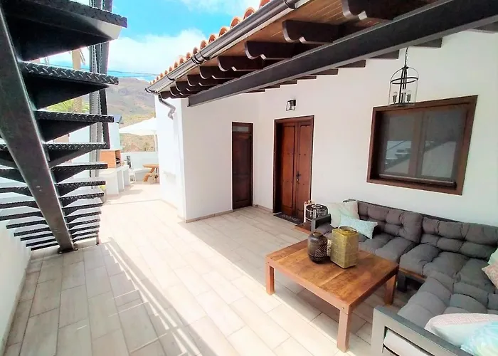 Villa Aura